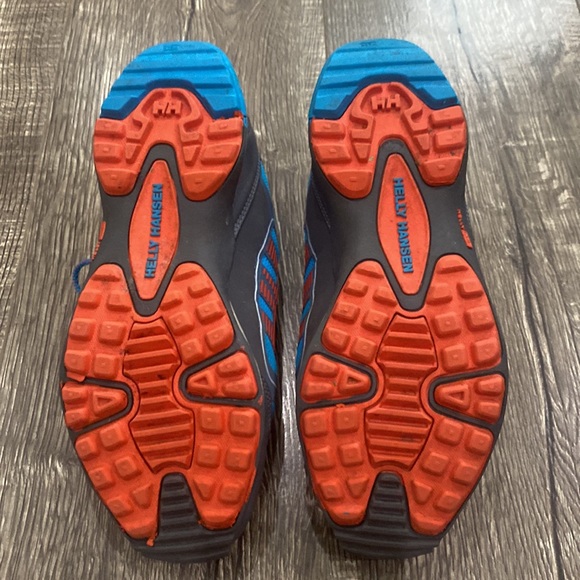 Helly Hansen tech performance runners. Size7.5 blue/orange - Picture 5 of 7